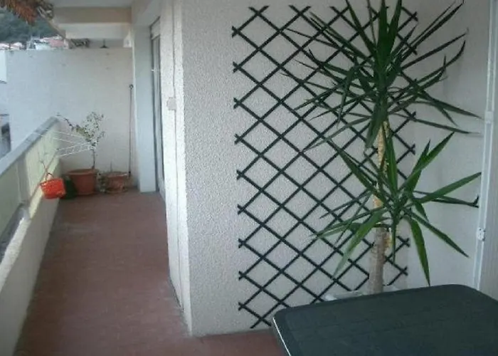 F2 Avec Garage Et Terrasse, 3 Couchages, Proche Cures Et Centre-ville, Amelie-les-bains - Fr-1-703-12
